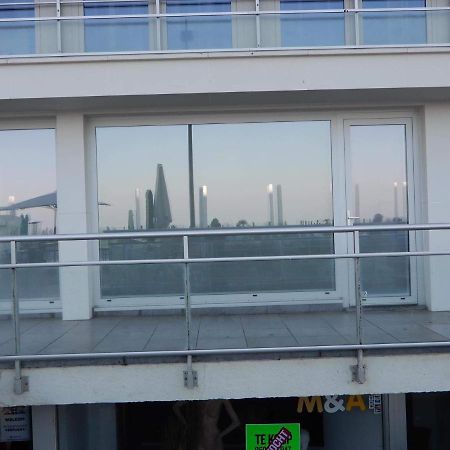 Gelijkvloers Zeezicht Appartement Sterckx บลังเคนเบอร์เก ภายนอก รูปภาพ